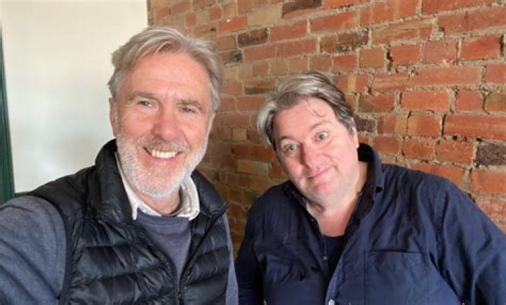 Glenn Robbins Age, Height, Wikipedia, Instagram, Wife, Net Worth