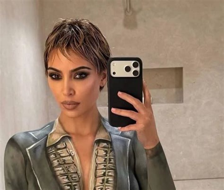 Kanye West Hires Warhol To Paint Kim Kardashian – Ridiculous?