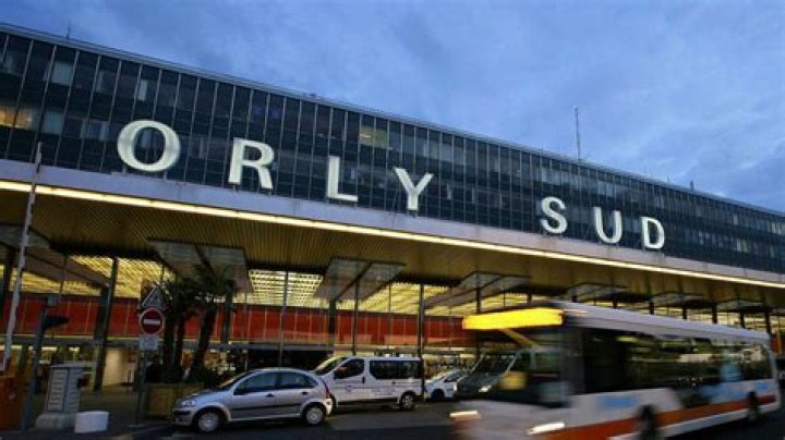 Orly Sortie De Piste